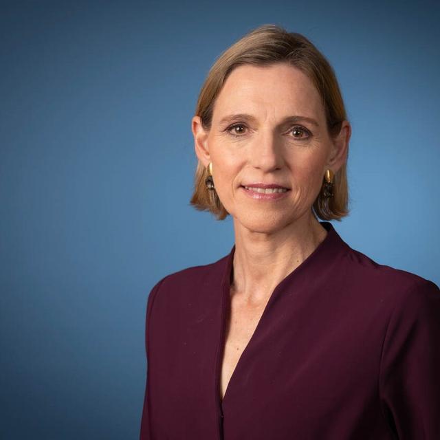 Pasfoto Mirjam Sterk